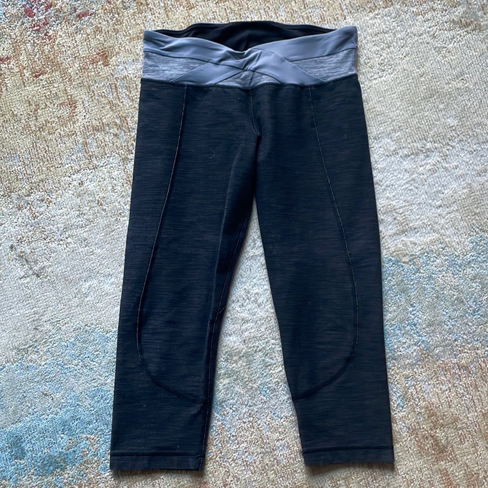 Lululemon cropped leggings